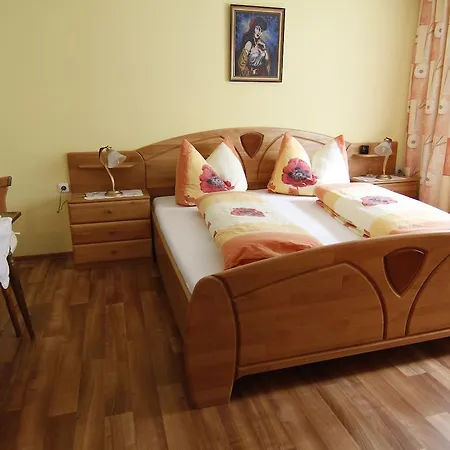 招待所 Gaestehaus Gisela Bruck am Ziller