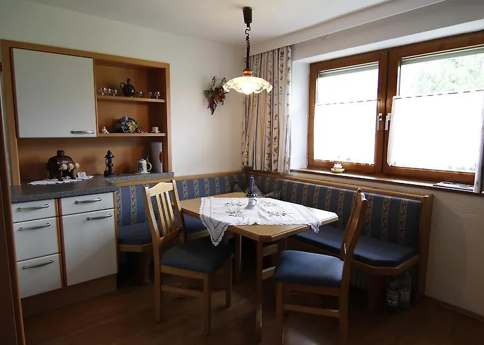 Gaestehaus Gisela 招待所 Bruck am Ziller