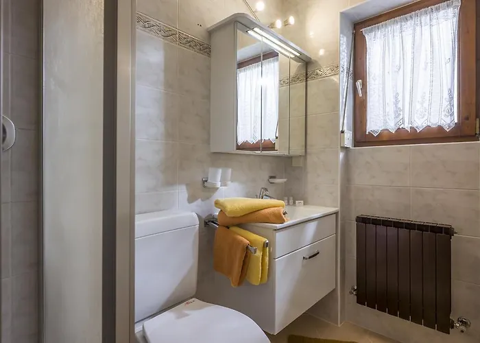 Gaestehaus Gisela 招待所 Bruck am Ziller