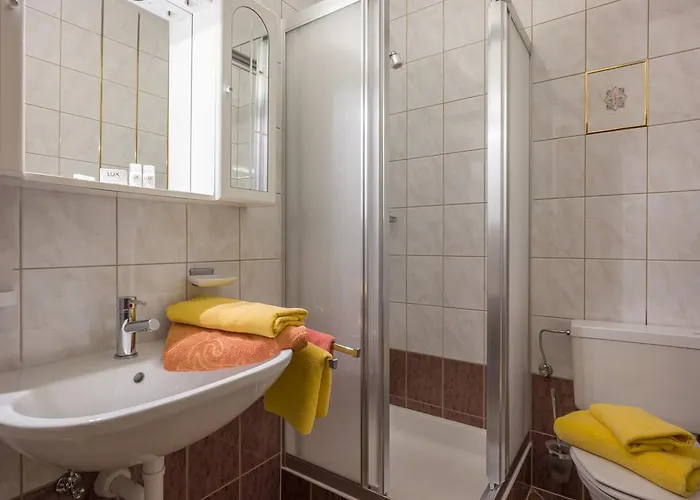 招待所 Gaestehaus Gisela Bruck am Ziller