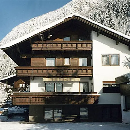 Gaestehaus Gisela Guest house Bruck am Ziller