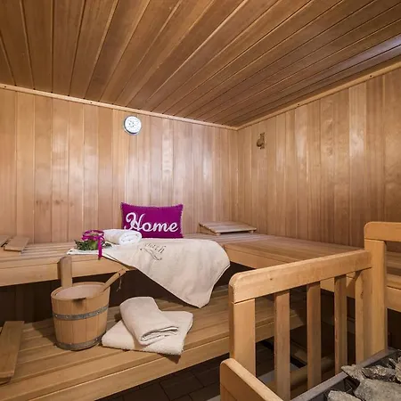 Guest house Gaestehaus Gisela 2*